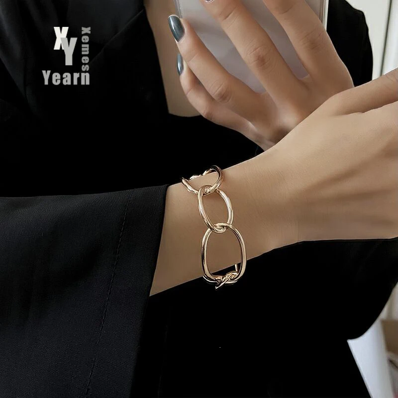 

European and American Exaggerated Hollowed Out Metal Braceletss Neo Gothic Girls' Fashion Accessories Korean Jewelry For Woman