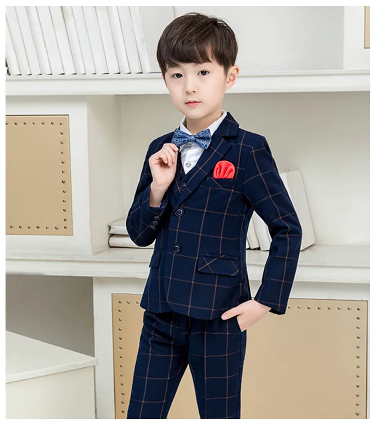 

Latest Navy Blue Plaid Boy Suit 3 Pieces Set Children Prom Wedding Suits Blazer Oversize Kids Formal Tuxedo Jacket Pants Vest