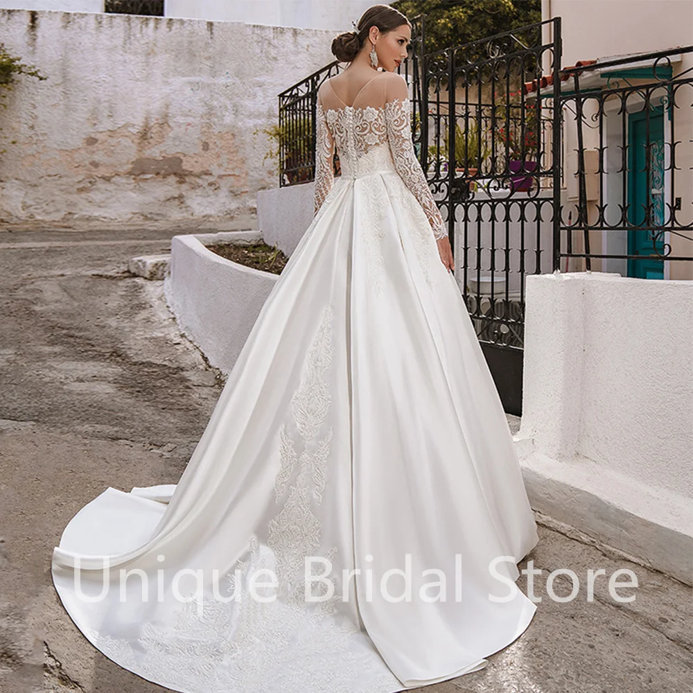 

Princess A-Line Satin Wedding Dress O-Neck Appliques Lace Long Sleeve Button Bridal Gowns 2021 Vestidos De Noivas