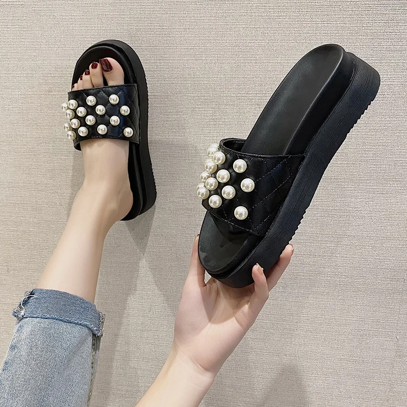

Female Shoes House Slippers Platform Luxury Slides String Bead Med Jelly Flip Flops Summer Clogs Woman 2021 Designer Flat Glitte