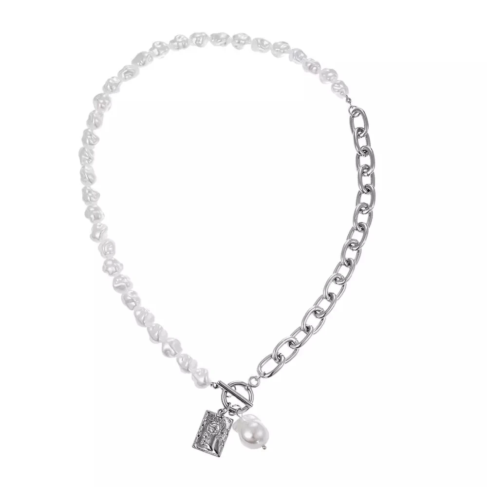 

Baroque Irregular Pearl Lock Chains Necklace Geometric Aangel Pendant Love Necklaces for Women Punk Jewelry