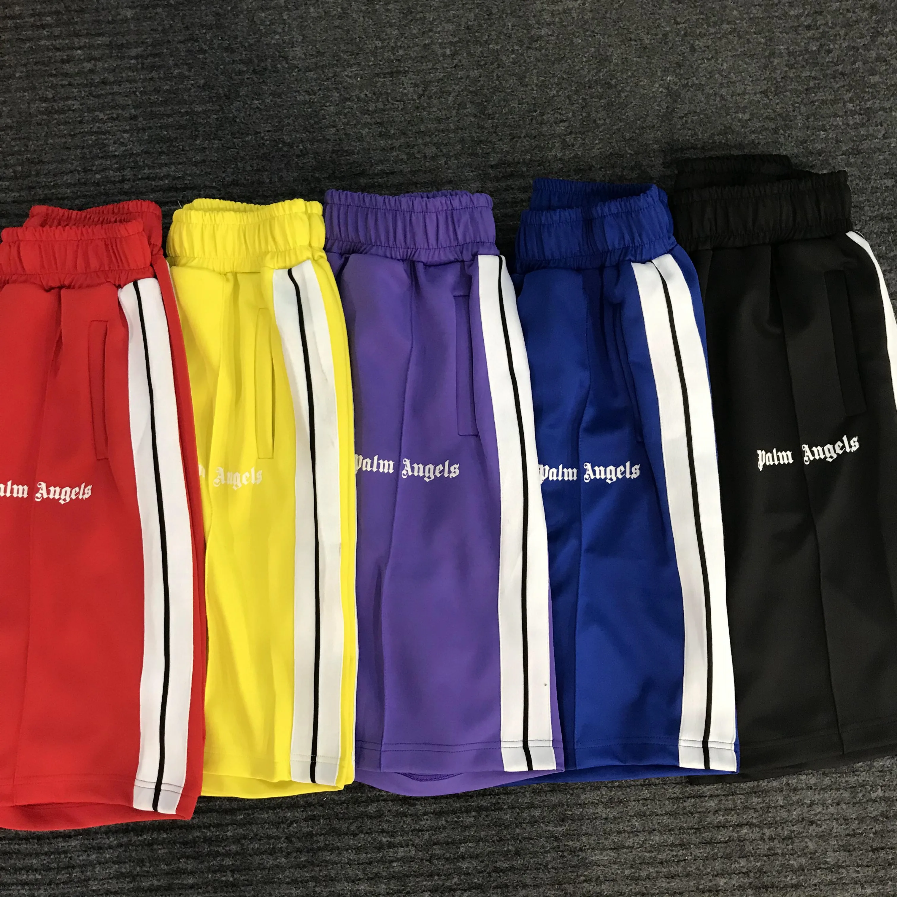 

Palm Angels black white striped shorts summer loose wild men women Casual Shorts 9885659855495
