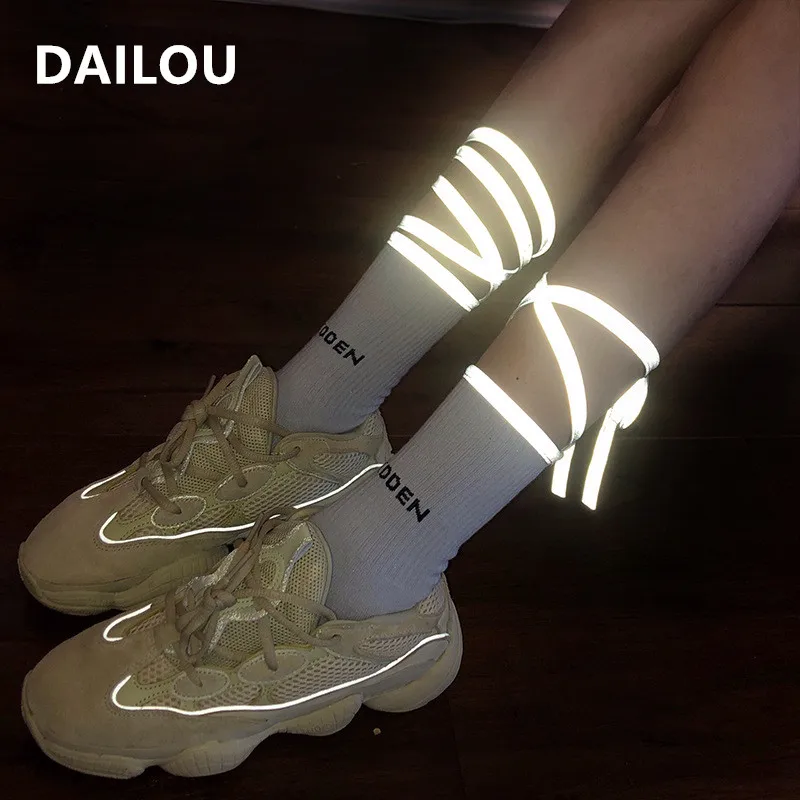 

Милые Светоотражающие бандажные носки, женские уличные модные короткие носки в стиле хип-хоп, флуоресцентные забавные носки в стиле ins, пода...