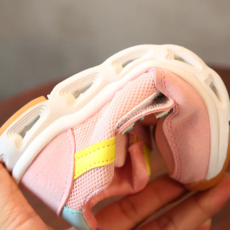 Новинка 2021 детская обувь кроссовки для мальчиков и девочек с люминесцентной