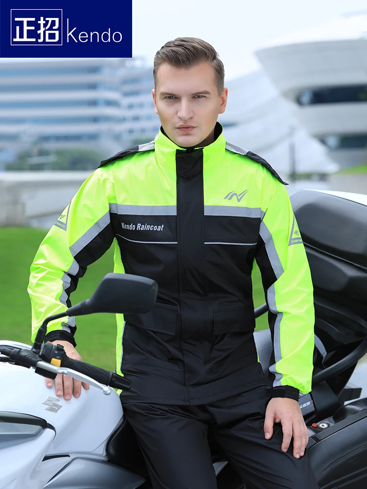 Мотоциклетный мужской дождевик утепленный водонепроницаемый зеленый для