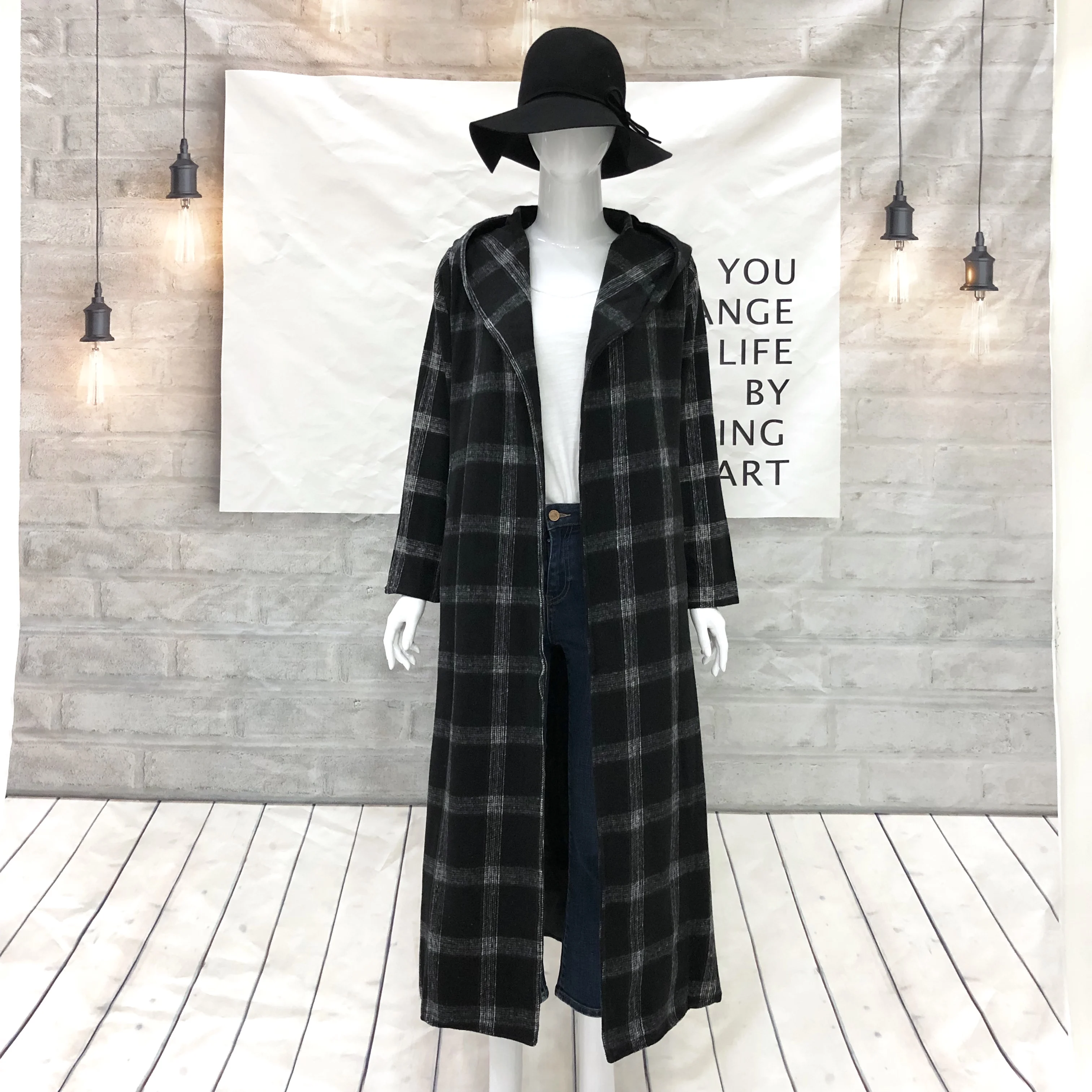 Осень Зима Тренч Куртка женская повседневная черная белая клетчатая куртка