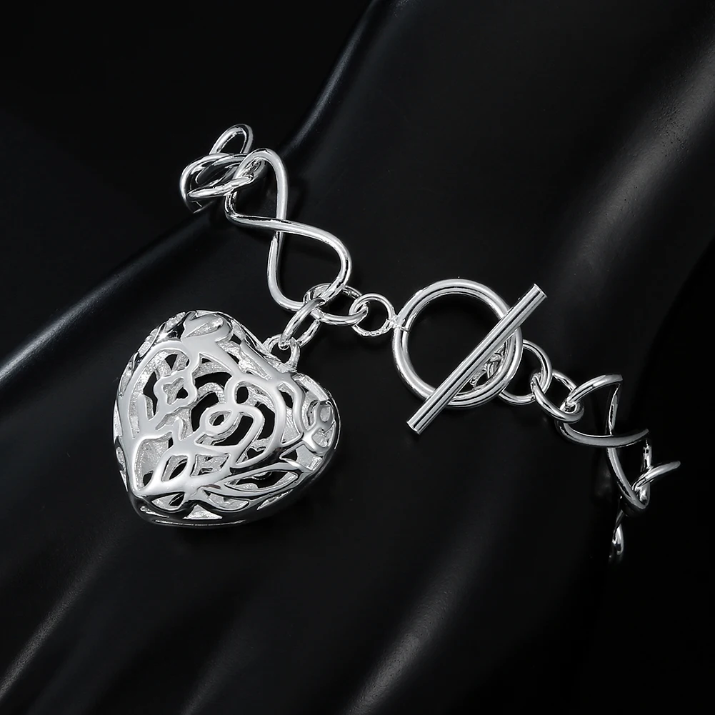 

Женский браслет из серебра 925 пробы, с сердечками