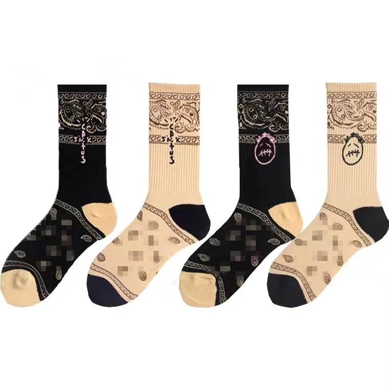 

Ghost Face Travis Scott Docks ASTROWORLD Cashew Nut Flower Men's and Women's Cotton Sports Socks