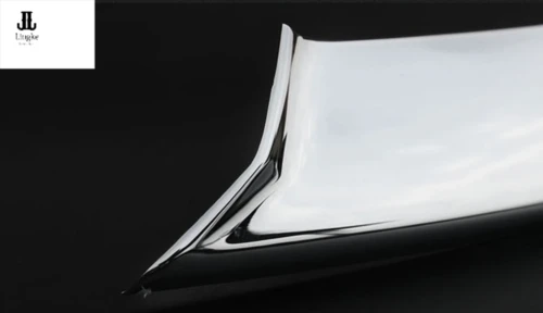 Передняя решетка нижнего бампера хромированная рельефная Накладка для отделки