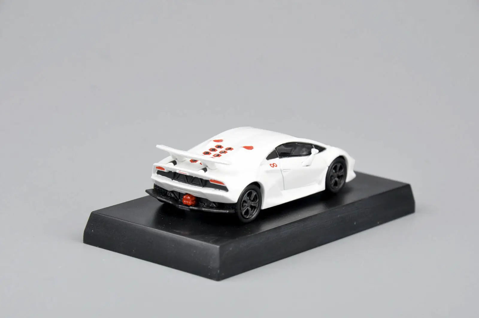 Kyosho 1: 64 литая модель автомобиля Sesto Elemento Minicar коллекция