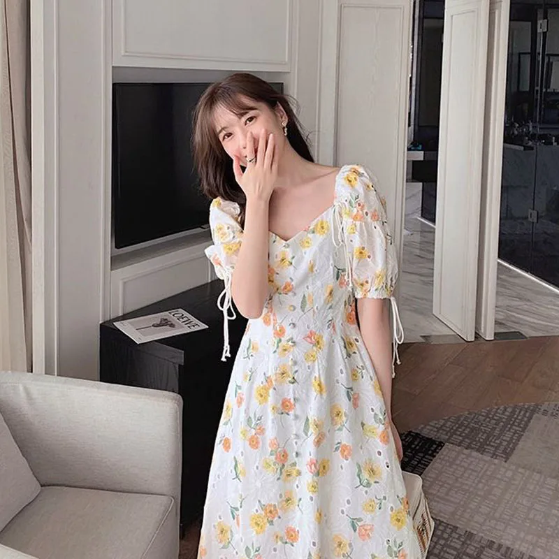 

2021 Summer V-neck Elegant Sweet Dress Women Short Sleeve Floral Printed Dress Korean Style Bow Casual Beach Dress for Females