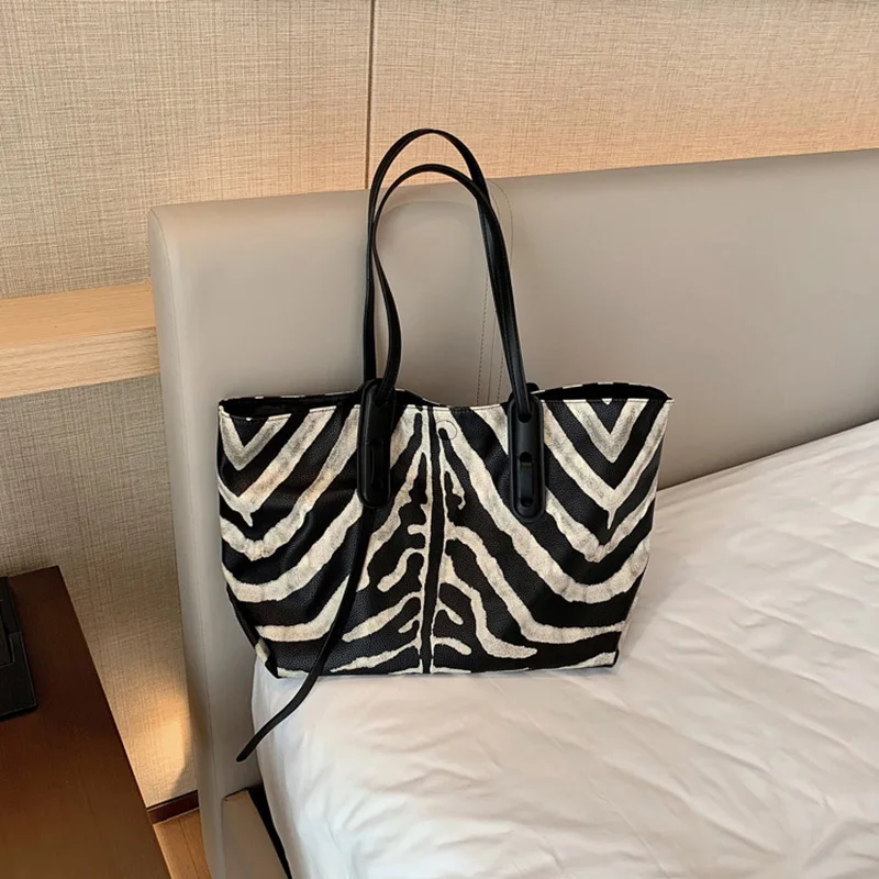 

DN Underarm Tote Bags for Women PU Leather Zebra Pattern Shoulder Bag Big Capacity Shopper Bag Large Size Canvas Women's Bags