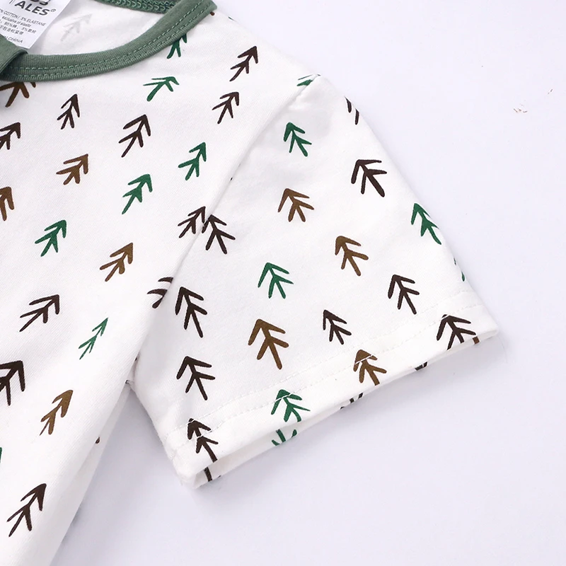 Детский хлопковый комбинезон с коротким рукавом мультяшным принтом листьев |