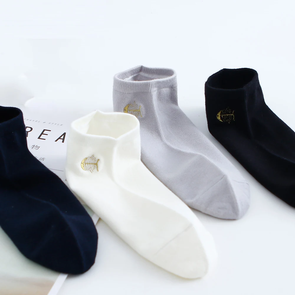 Новинка 2020 мужские носки из бамбука с вышивкой рыбья кость дезодорирующие
