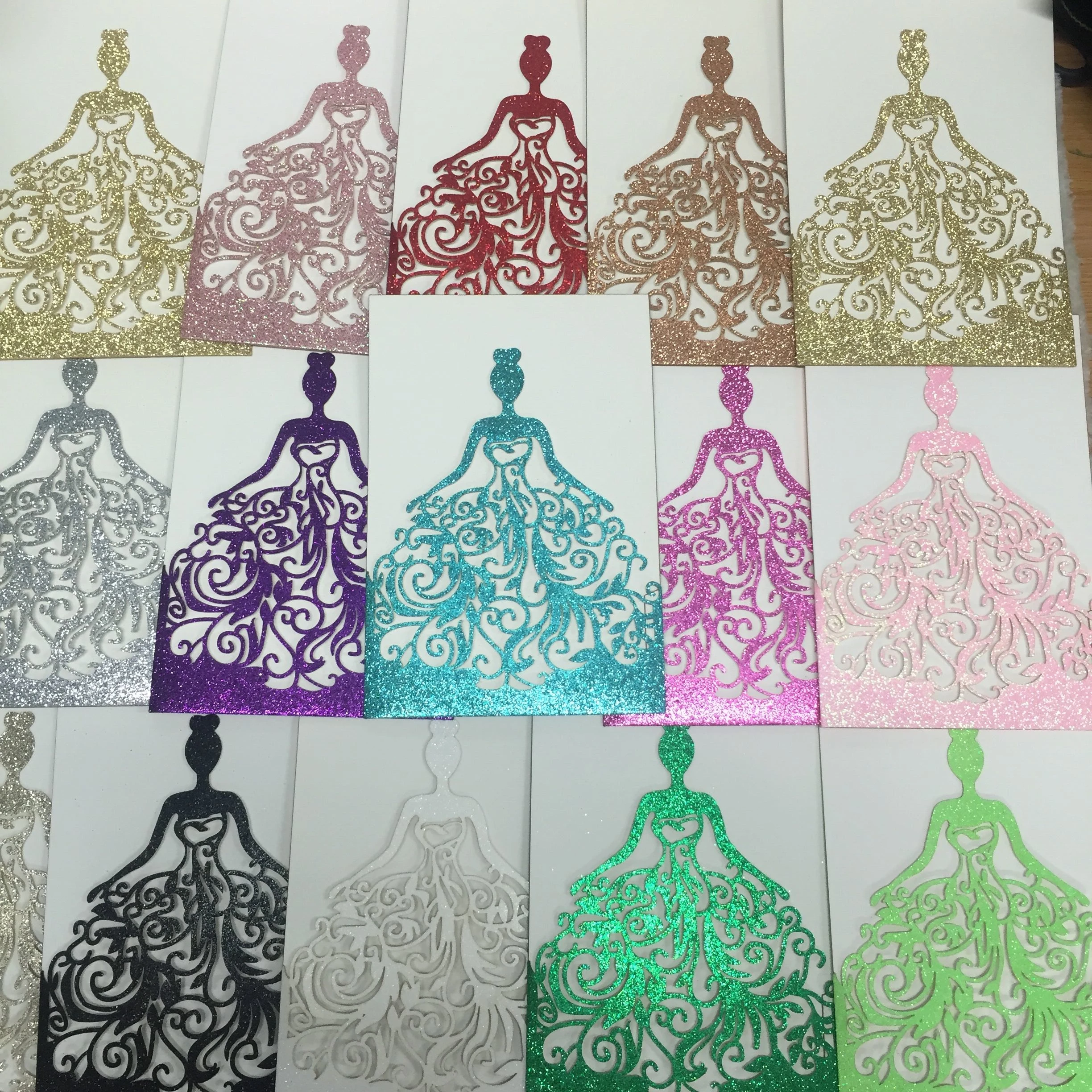 25 шт. блестящие бумажные красные приглашения на день рождения принцессы