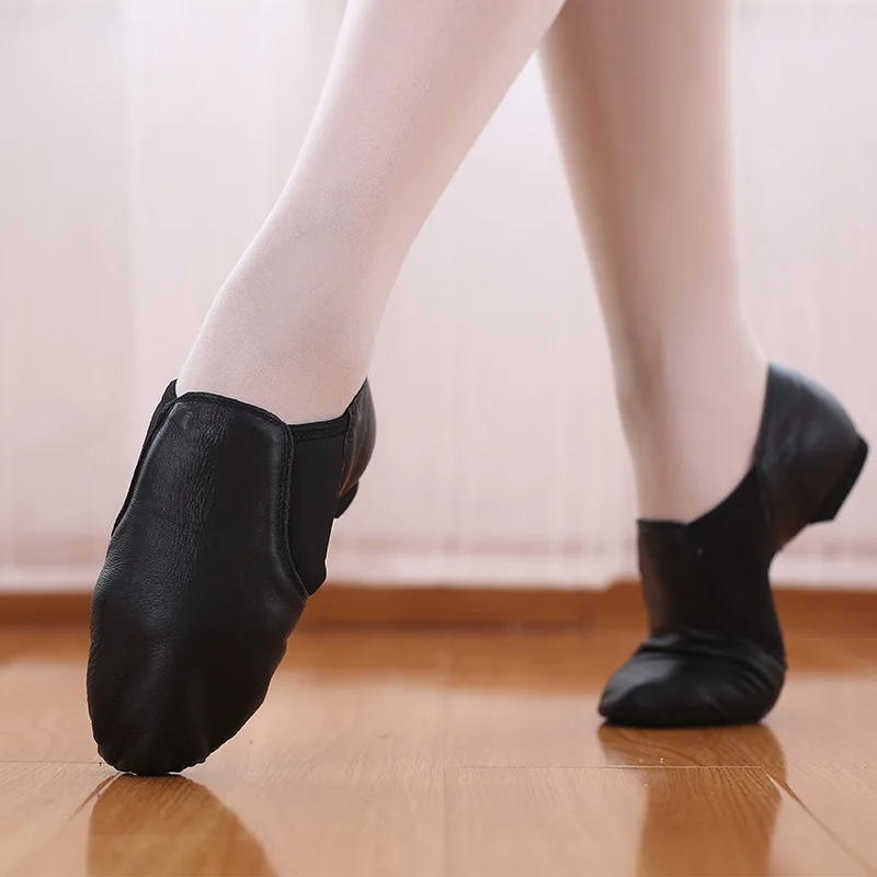 

Women's Jazz Slip on Sneakers Genuine Leather Dancing Shoes for Men Adult Kids Girls Black sports Boots Jazz Dance Shoes
