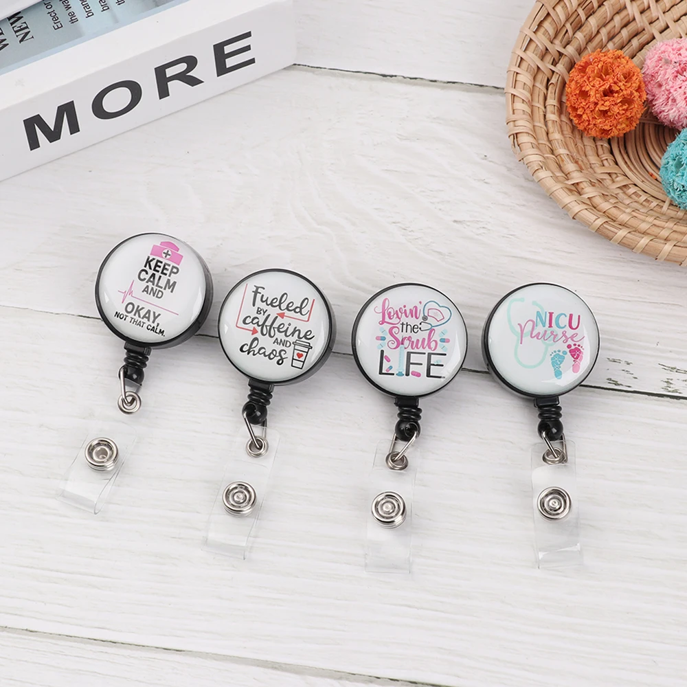 Новинка вращающийся на 360 градусов выдвижной значок медсестры Держатель