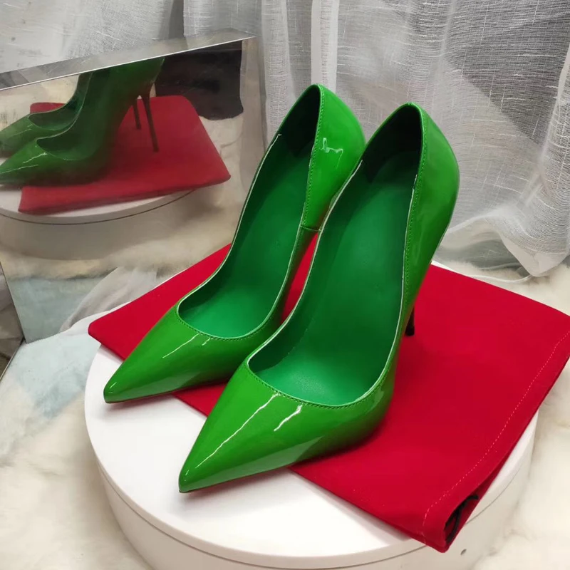 Женские вечерние туфли на высоком каблуке из натуральной кожи классический