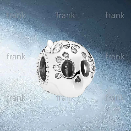 

797866CZ Sparkling Skull Charm