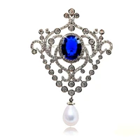 royal vintage open scroll blue oval stone art deco brooch badge pin with pearl drop prom gala party dress gown victorian jewelry