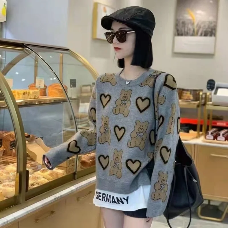 

Новинка осени 2021 года, свободный свитер в Корейском стиле с принтом «Любящий Медведь» для девочек пуловер с длинными рукавами, шерстяной св...
