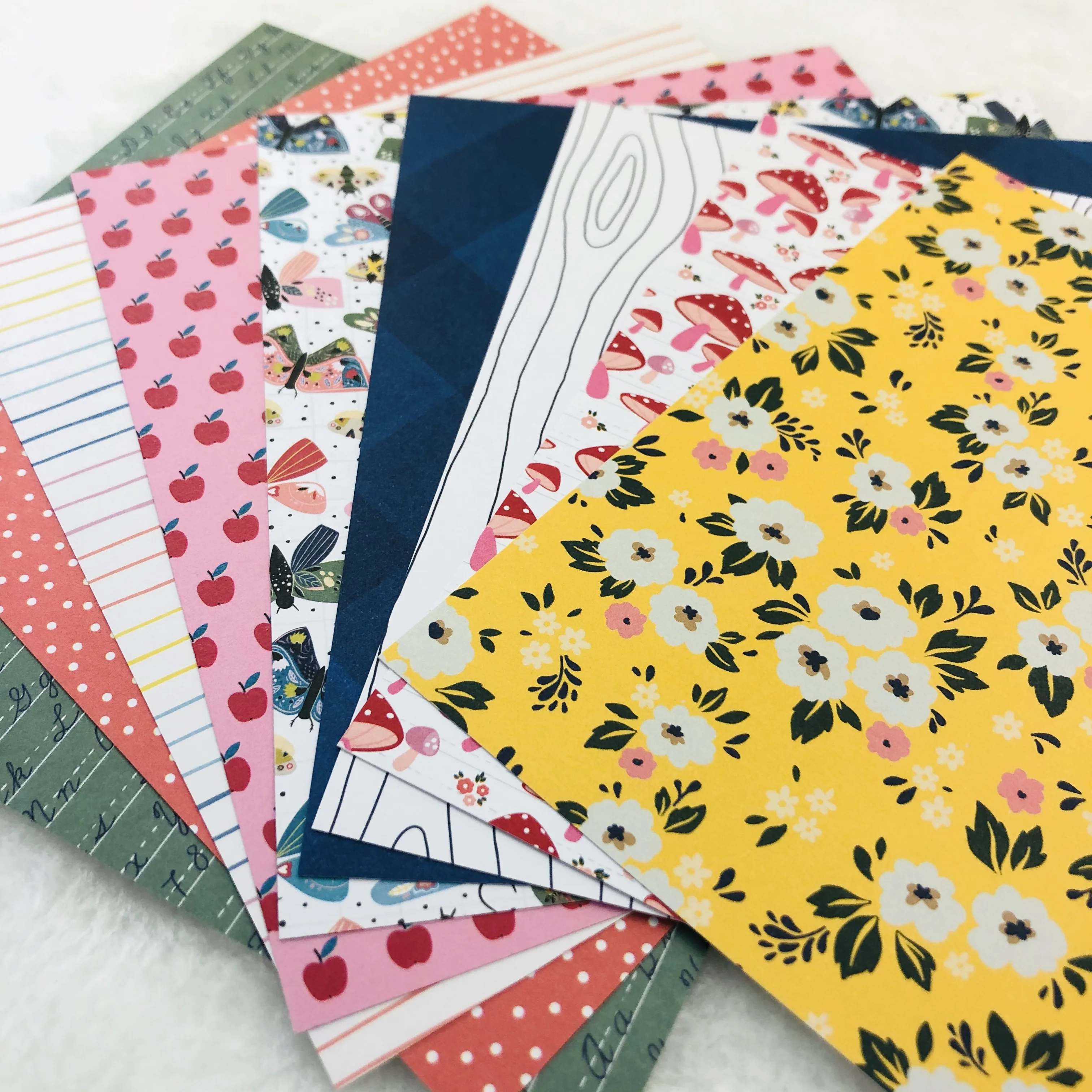 

SS Creativity 9pcs 6 inch Woodland flower Printed Craft Paper Scrapbooking Metal Dies Material Vintage Diy Cardmaking Tag