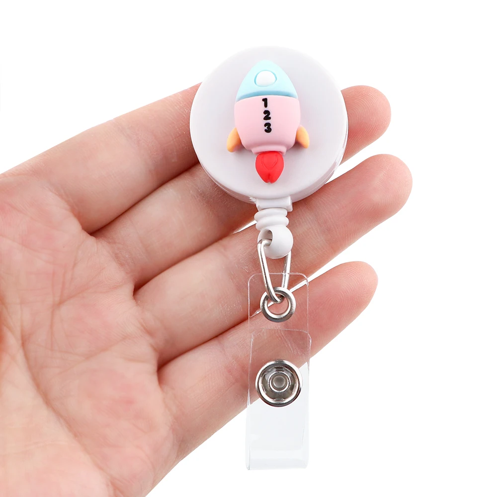 

ZF2865 Hot Retractable Astronaut UFO Rocket Badge Reel Clip Cartoon Space Exploration Pilot Exquisite IC Card Badge Holder