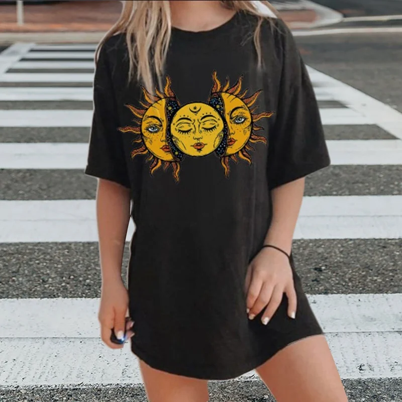 

Summer Woman Tees Sun Moon Print Punk Vintage Female Casual Hip-hop T-shirt large size Loose Short Sleeve Female Harajuku tshirt