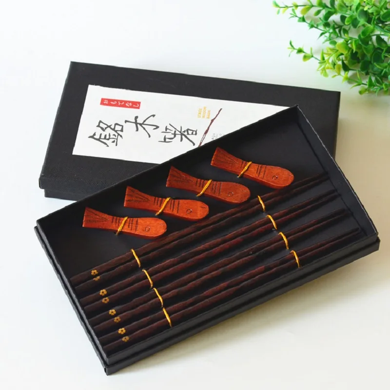 

8PCS Housewarming Gift PAck 4 Chopsticks+4 chopsticks Holders Handmade Japanese Natural Wood Chopsticks Set