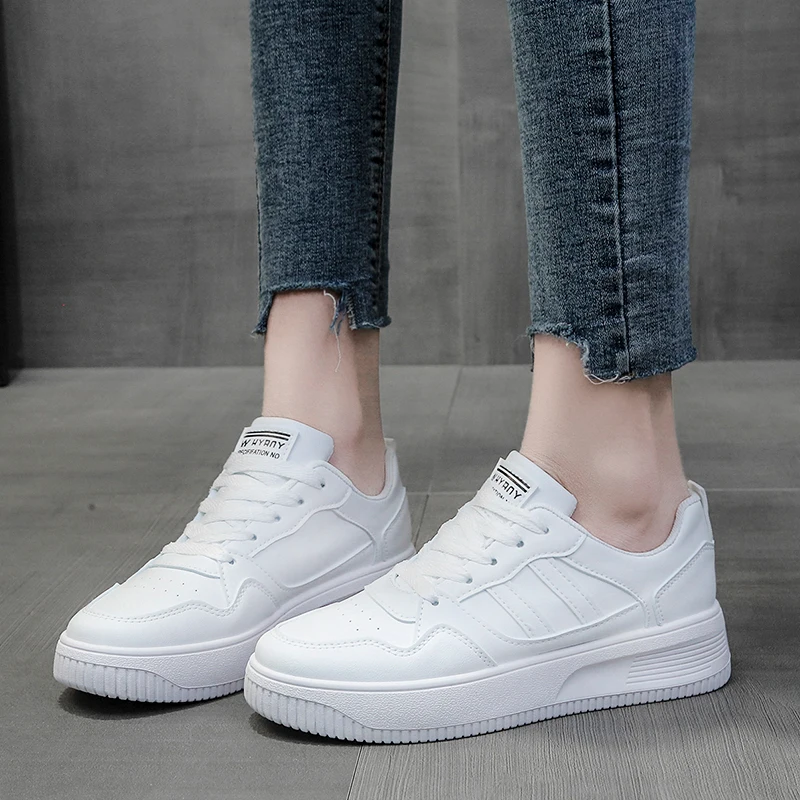 

2021Women'sCasual обувь; Новинка; Весенняя женская обувь; Модная повседневная обувь белая спортивная обувь BreathableLace-светильник на все случаи