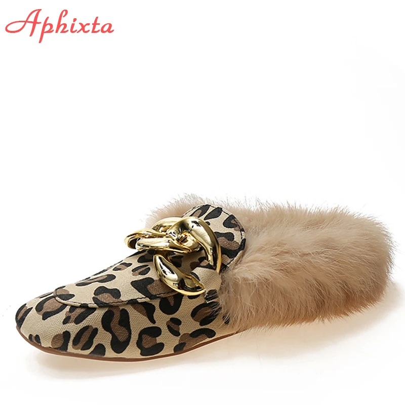 

Aphixta зимние теплые леопардовые шлепанцы с металлической цепочкой женские шлепанцы настоящие пушистые Шлепанцы женские мюли с круглым носк...
