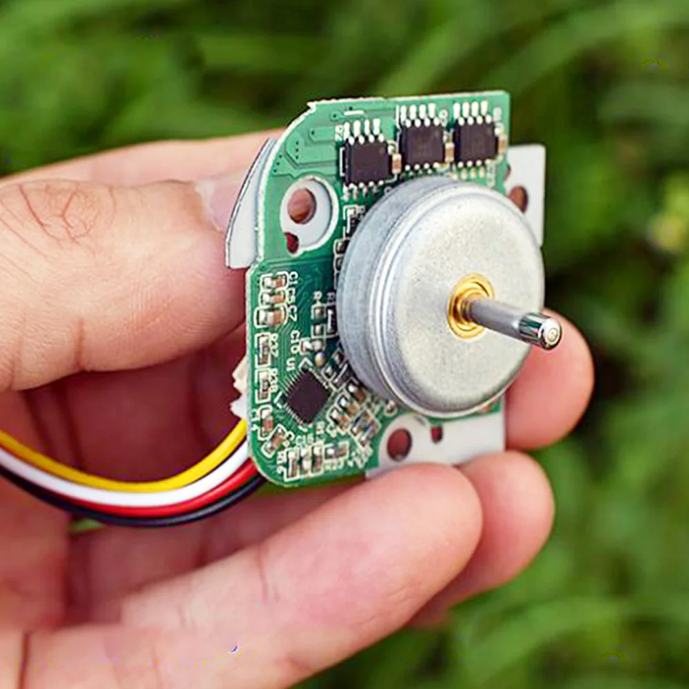 Высокоскоростной миниатюрный внешний ротор BLDC с приводной пластиной 7 4 В 12