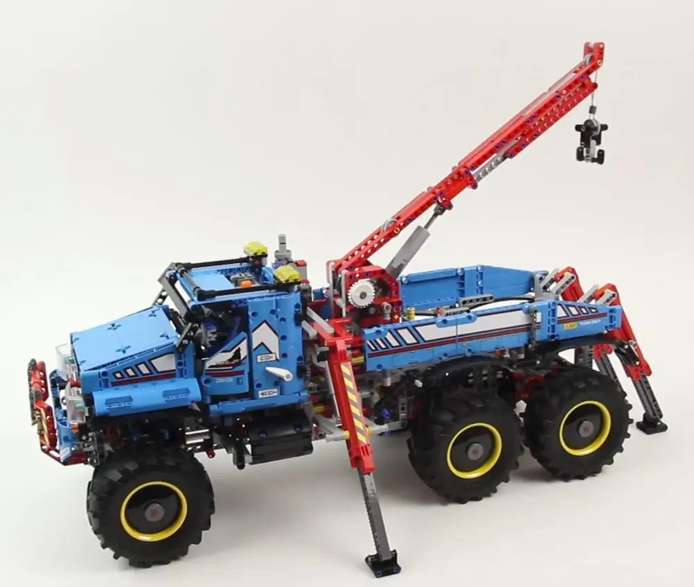 В наличии KING Technic Car Series Ultimate 6X6 модель радиоуправляемого грузовика здание