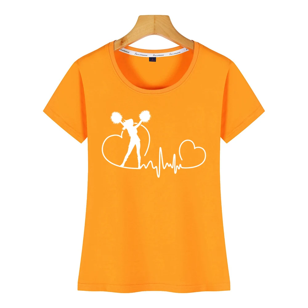 Женская футболка с сердечком белая на заказ | одежда