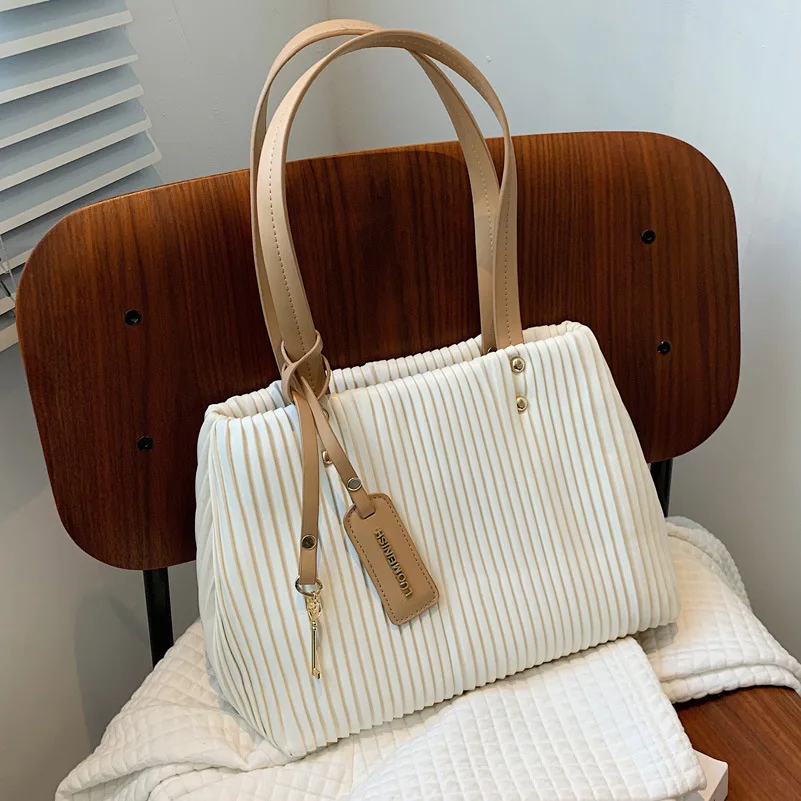 

Yaoku 2021 New Arrivals Popular Large Capacity Bag Female Summer New Fashion Striped Shoulder Bag Texture Tote Bag Square Women