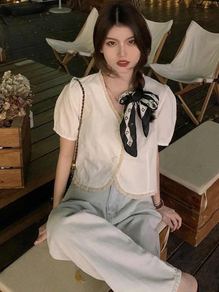 

Blue lace bubble sleeve shirt girls V collar tops shirts