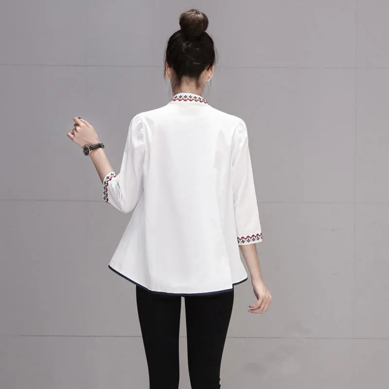 

White Cotton Blouse Women Embroidery O Neck Vintage Shirt Casual Blusa Femenina Woman Tops Fashion 2021 Summer Womens Clothes