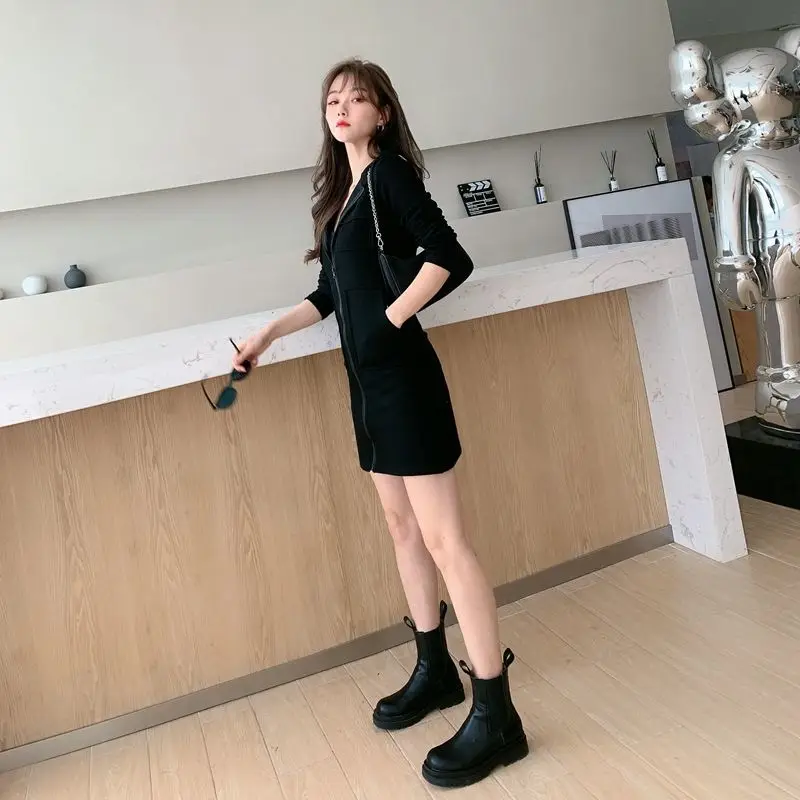 

Women's casual hooded dress 2021 Korean version of the new long sleeved high waist slim slimming waist dress ins fashion trend