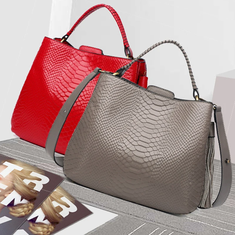 

classic fashion bags for women first layer cowhide one shoulder bag Messenger bag handbag Genuine Leather lipstick bag