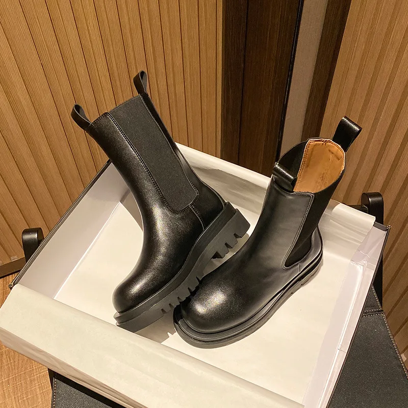 

boot girl boot girl 2020 new flat bottom autumn winter thick bottom ChElSEY medium pipe boots