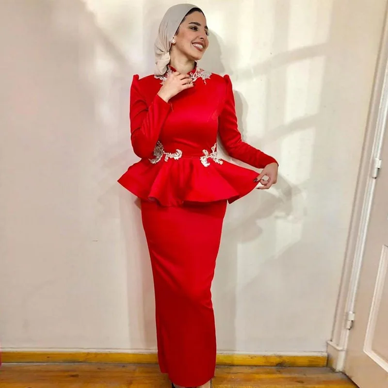 

Red High Collar Long Sleeve Straight Muslim Evening Dresses Ruffles Appliques Ankle Length Prom Gown Satin Arabic Formal Gowns