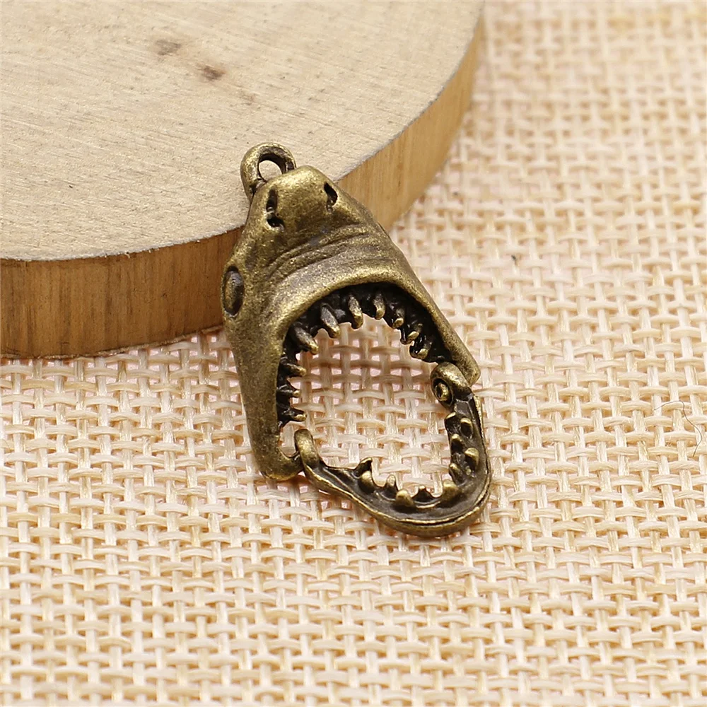 

free shipping 21pcs 30x28mm antique bronze shark charms diy retro jewelry fit Earring keychain hair card pendant accessories