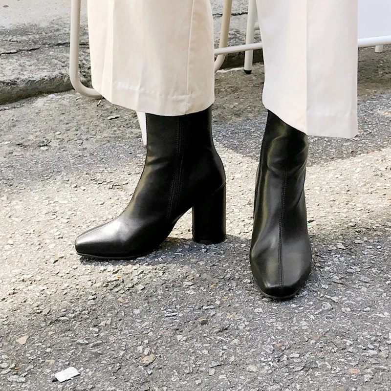 

2020 Autumn Women Boots 4CM/6CM Leather Super High Heel Ankle Boots Fashion Square Zipper Winter Boots Size 33-42 Black Brown