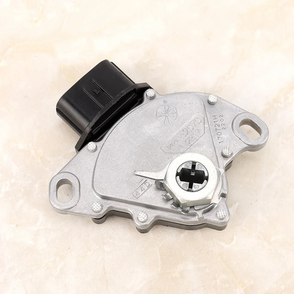 Нейтральный переключатель безопасности 84540-52070 AV2317 для Toyota Corolla Estima RAV4 Allion Alphard Auris