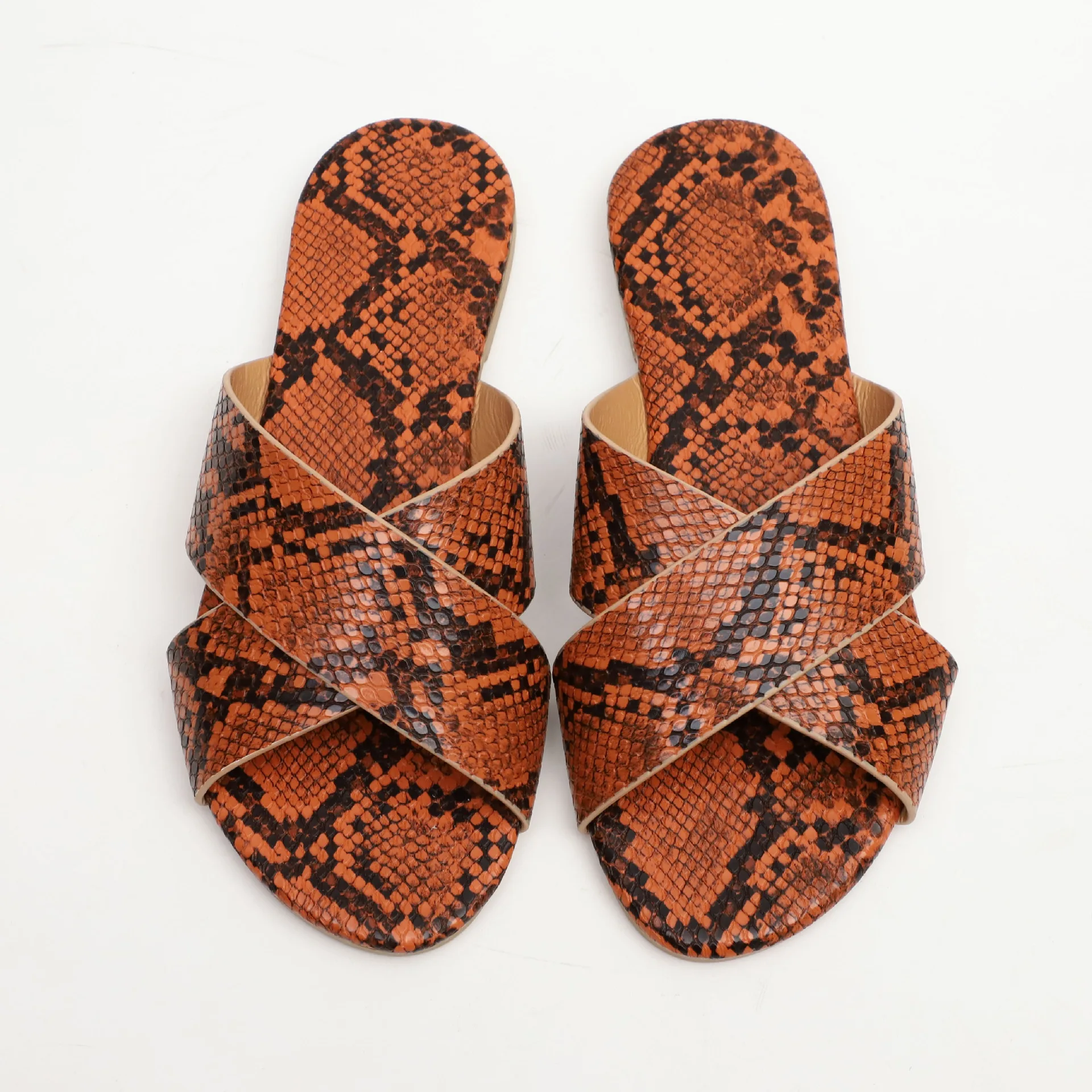 

2020 New Women Flip Flop Snake Double Layer Sandals Flat Bottom Ladies Beach Shoes Outdoor Travel Fashion Wild