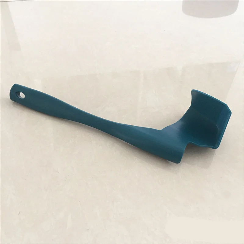 

Multifunctional Rotating Scraper for Food Processing Separation and Distribution Kitchen Mixer Cleaning Tool Kitchen Accessories