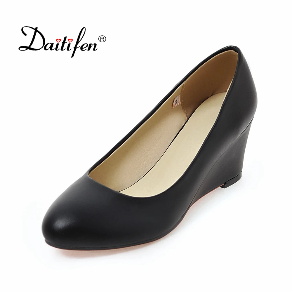 

Daitifen 2022 Classical Women Basic Wedges Pumps Round Toe Spring Autumn Single Shoes Women's Concise Office Lady Shoes Sweet