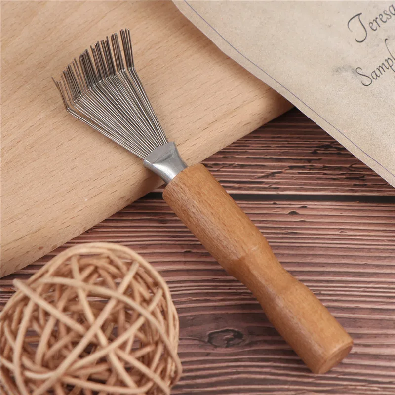 

1PCS Comb Cleaner Hair Brush Comb Cleaner Tool Wooden Delicate Cleaning Removable Handle Embeded Tool 5 styles