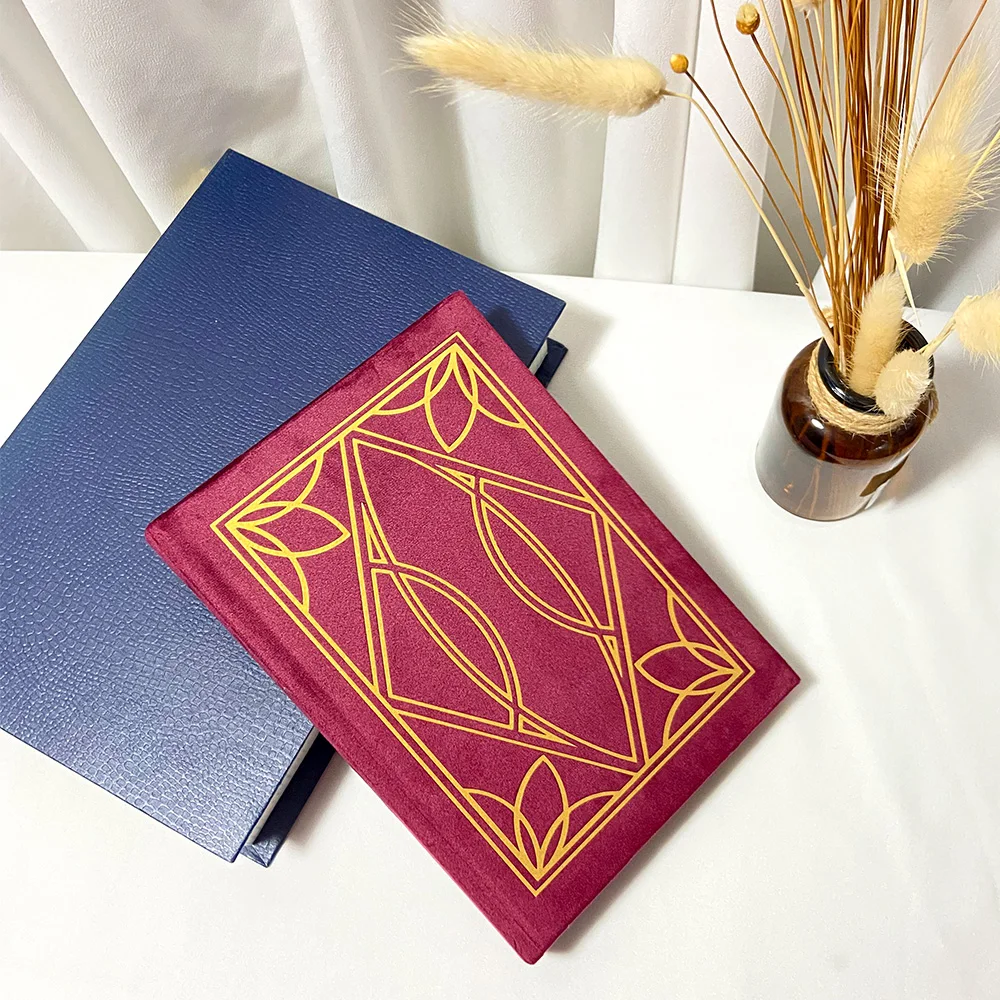 Аниме блуждающая ведьма: The Journey of Elaina косплей Студенческая эскизная книга