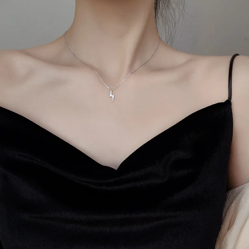 

S925 Silver Lightning Pendant Necklace for Women 2021 New Trend Simple Choker Clavicle Chain Ins Cool Girl Chain Necklace Jewelr